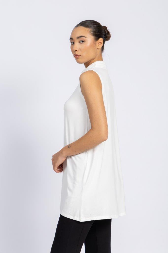 LONG TOP WITH PLEATED HALF NECK