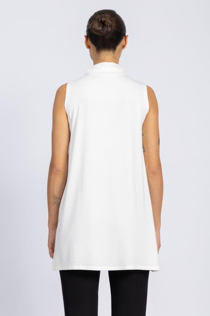 LONG TOP WITH PLEATED HALF NECK