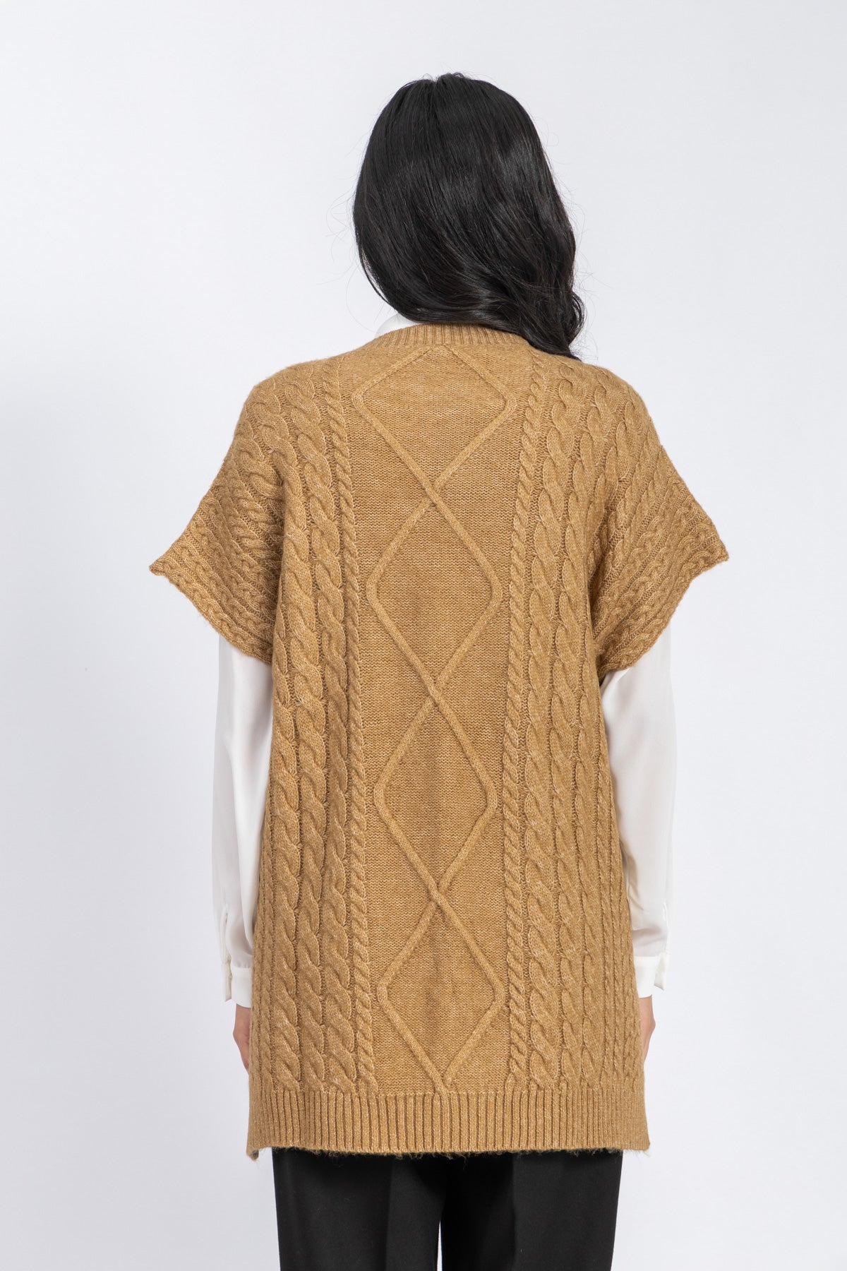 knitwear vest