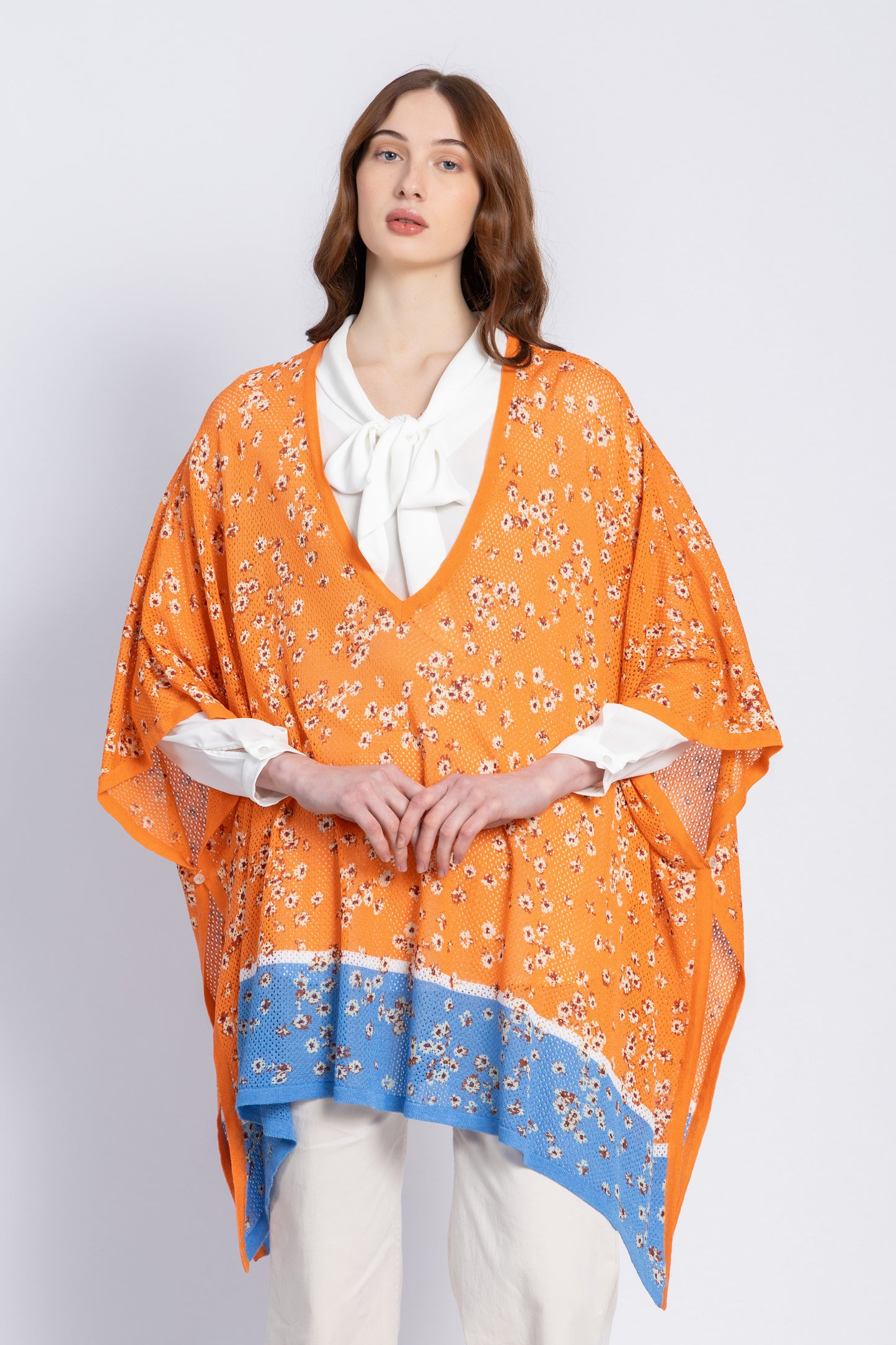 one size knitwear poncho