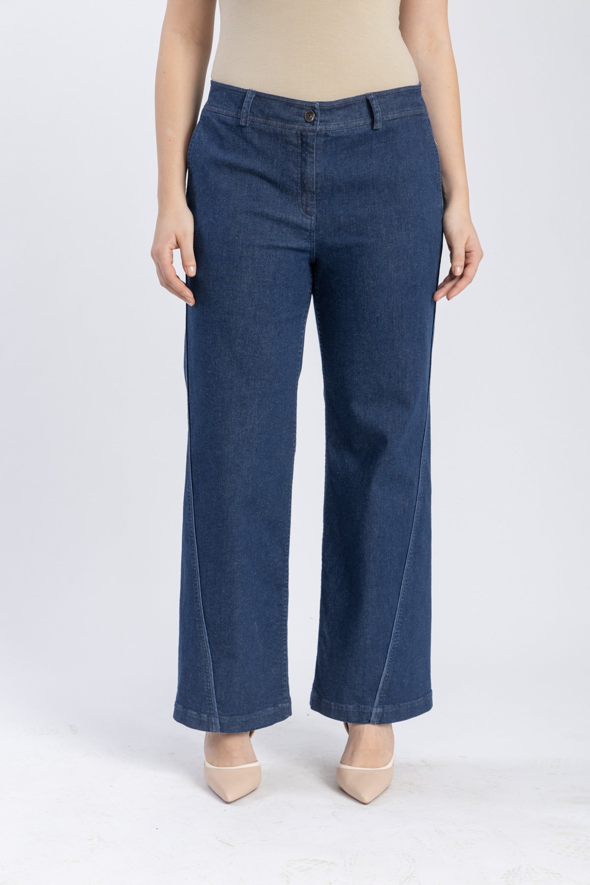 jeans pants