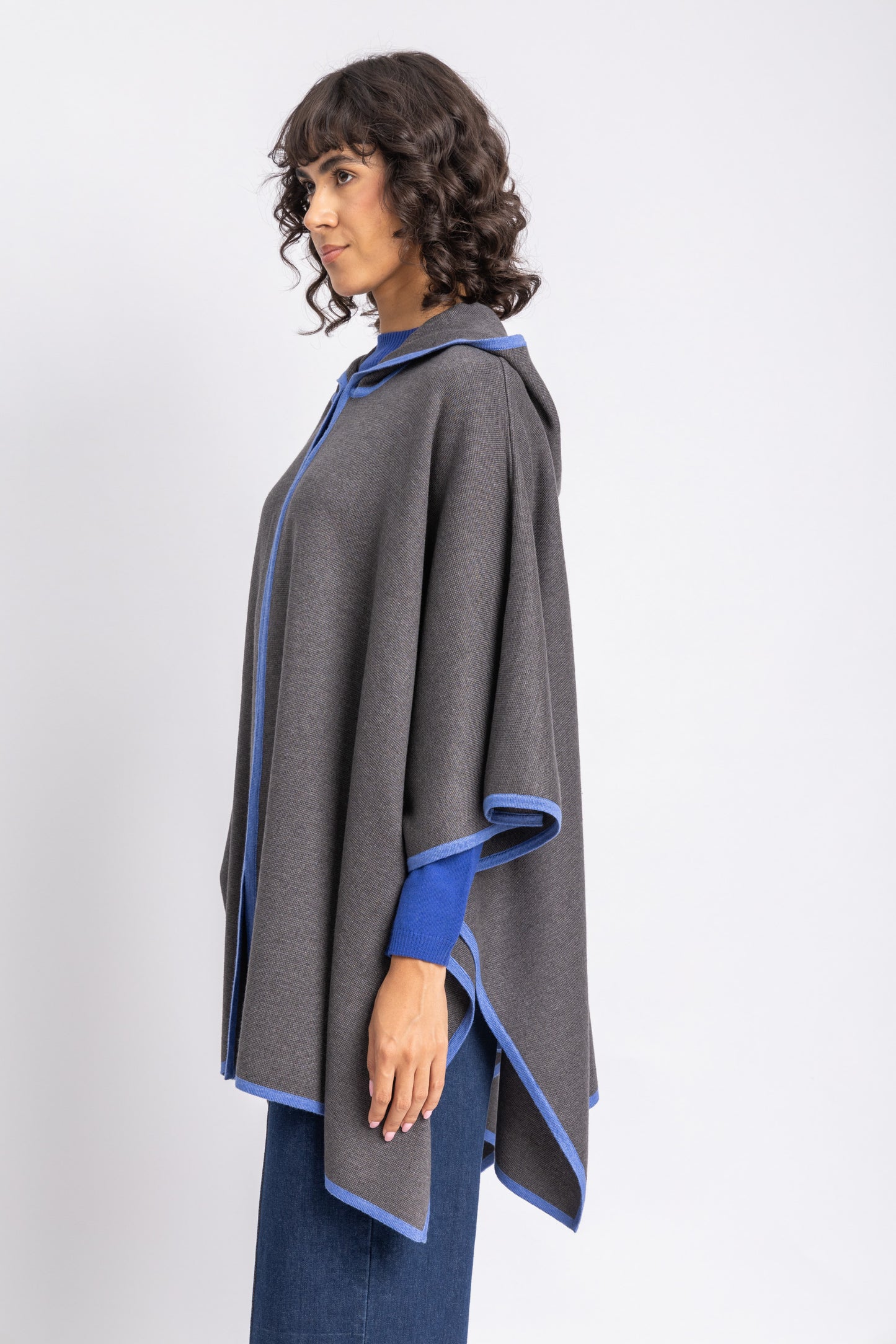 one size knitwear poncho