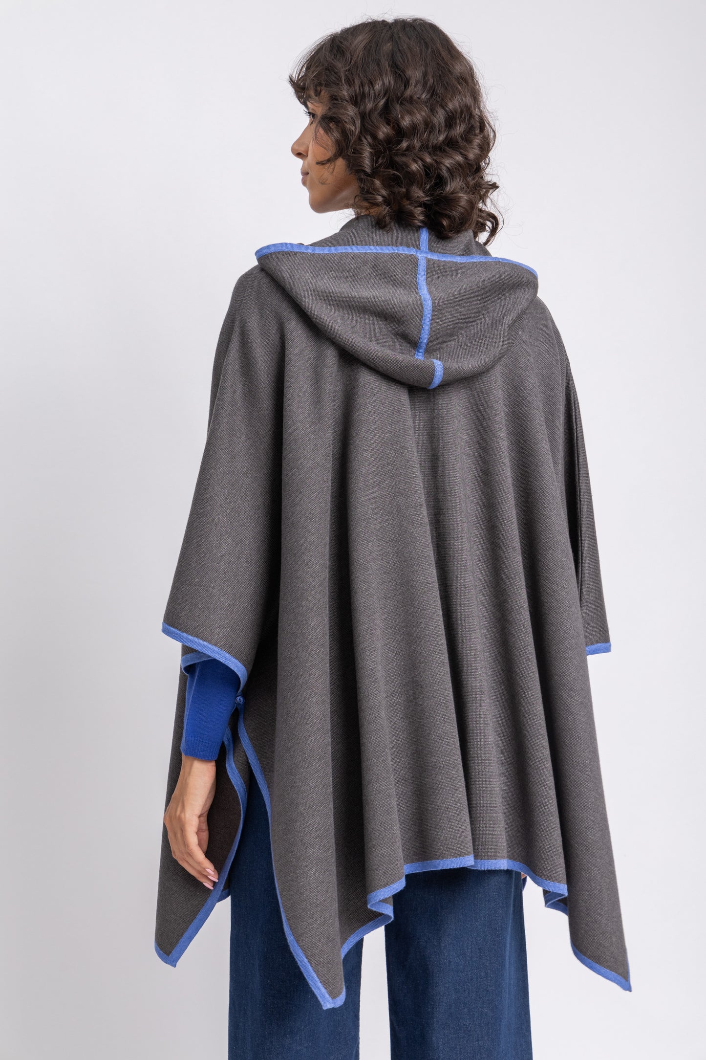 one size knitwear poncho