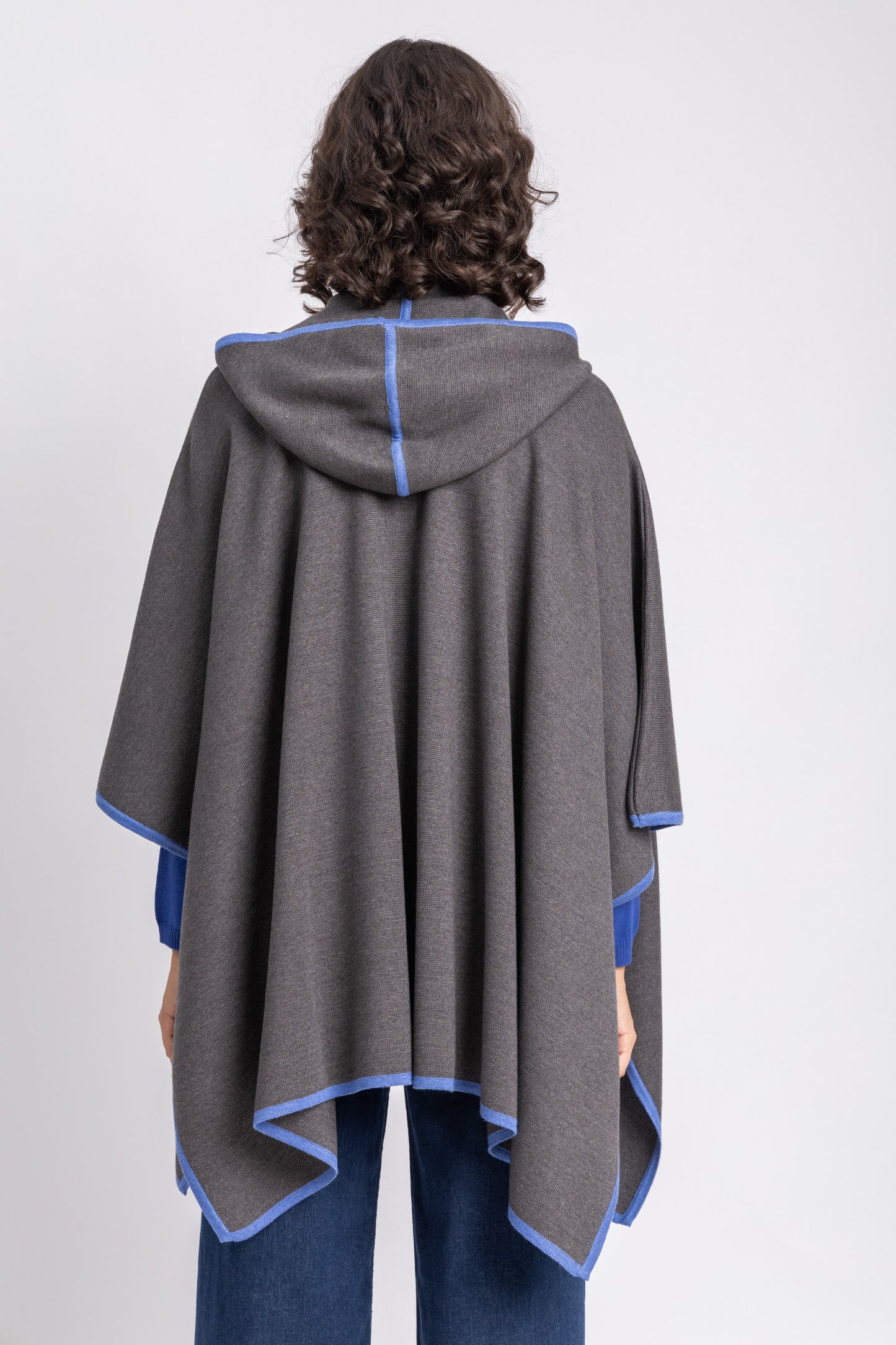 one size knitwear poncho