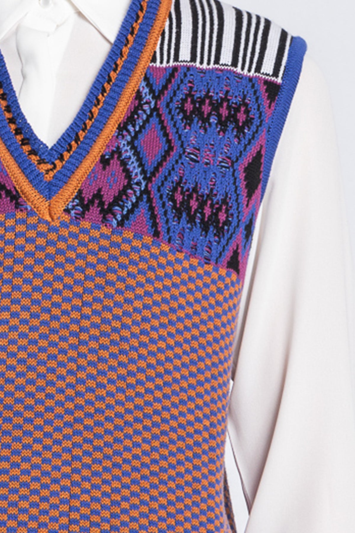 knitwear vest