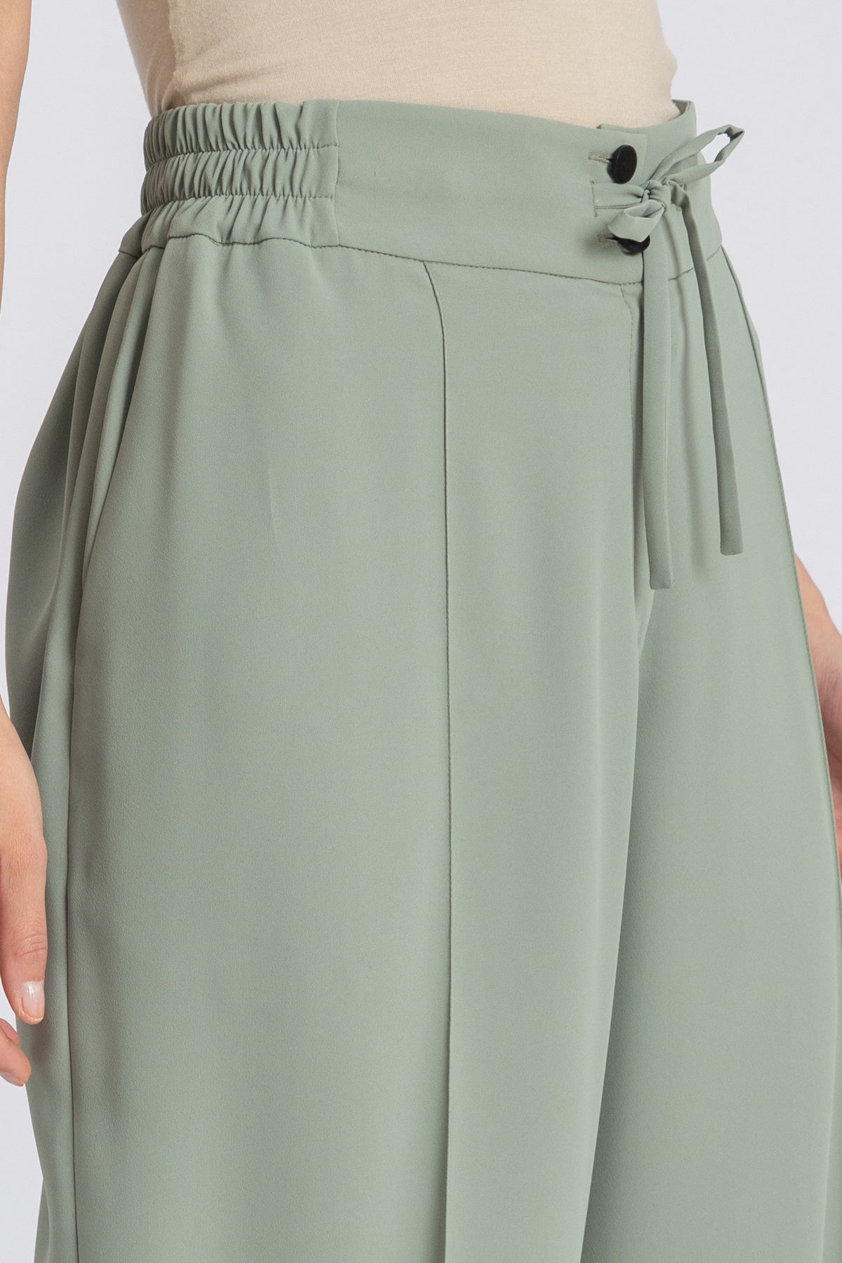crepe pants