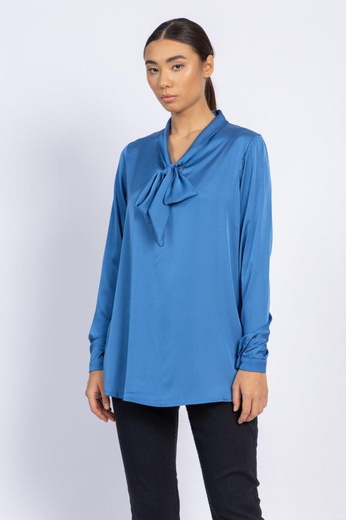 BASIC EVERYDAY SATIN BLOUSE WITH A BOW COLLAR