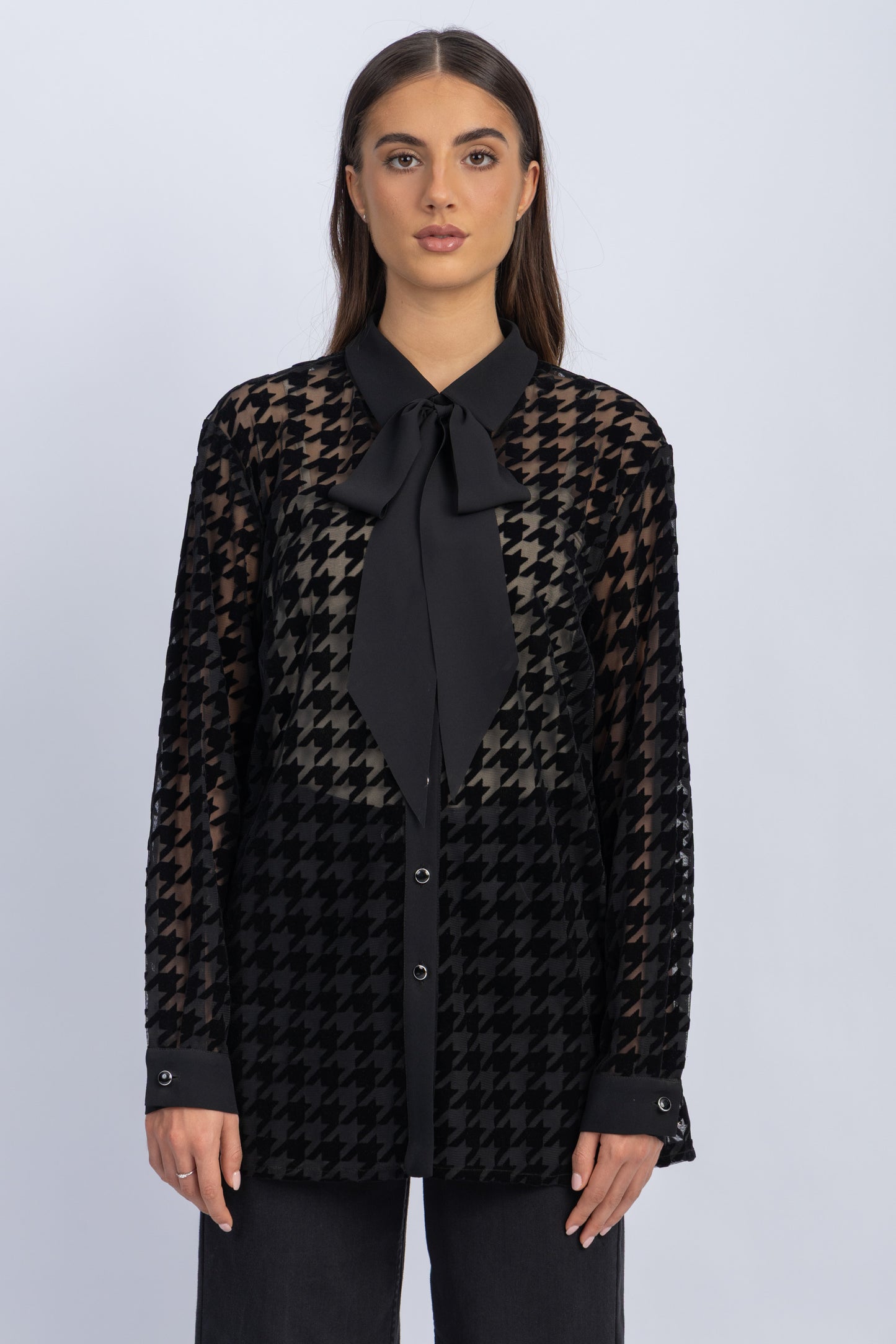 lace shirt