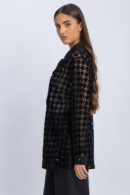 lace shirt
