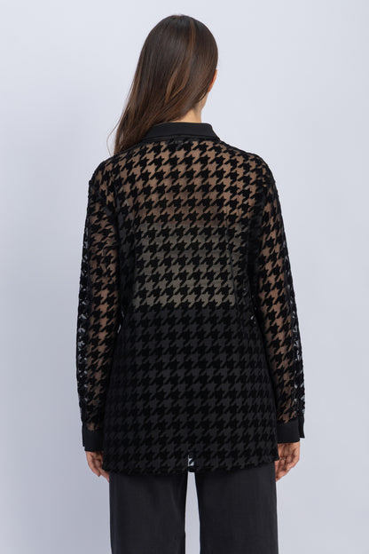 lace shirt