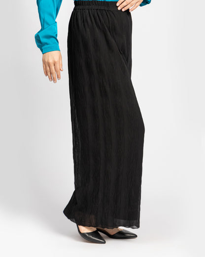 Wide cut crepe chiffon pants