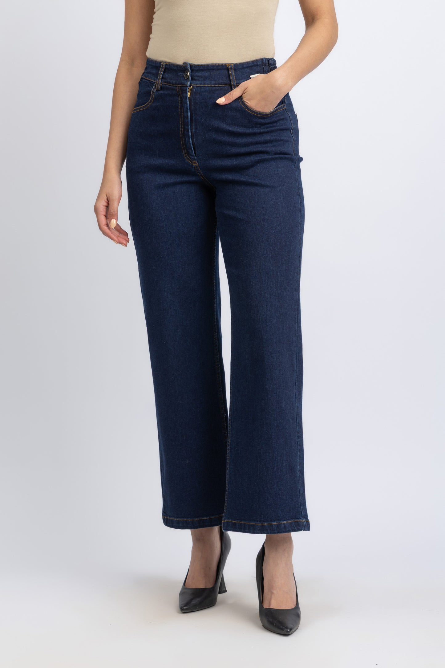 jeans pants