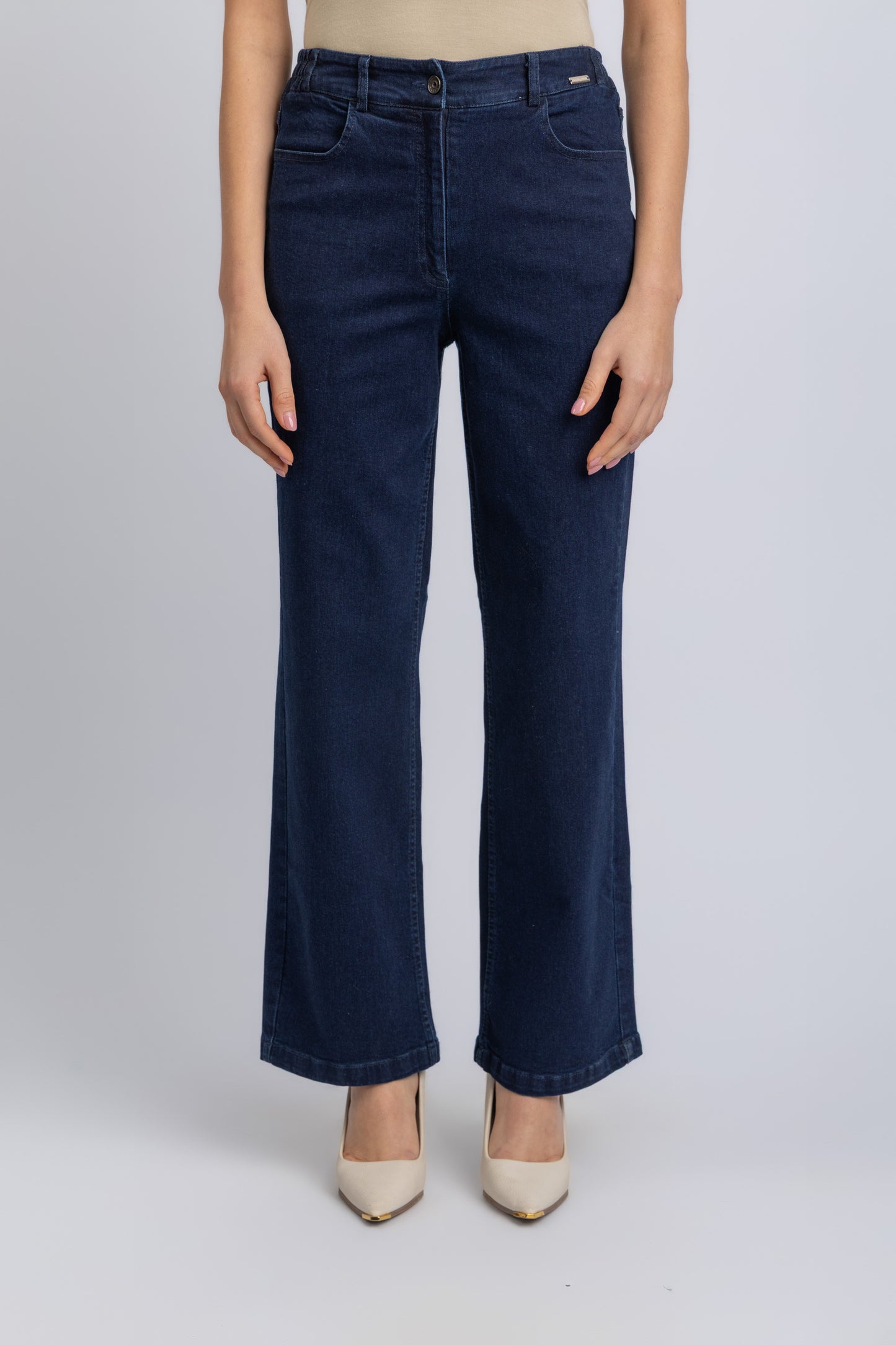 jeans pants