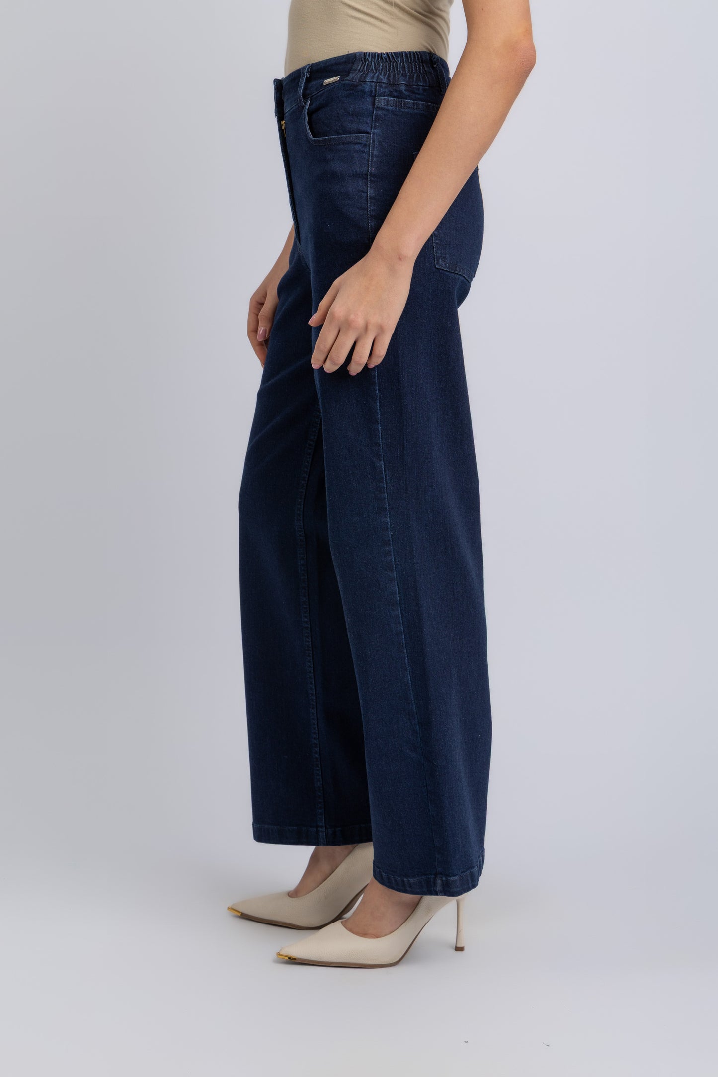 jeans pants