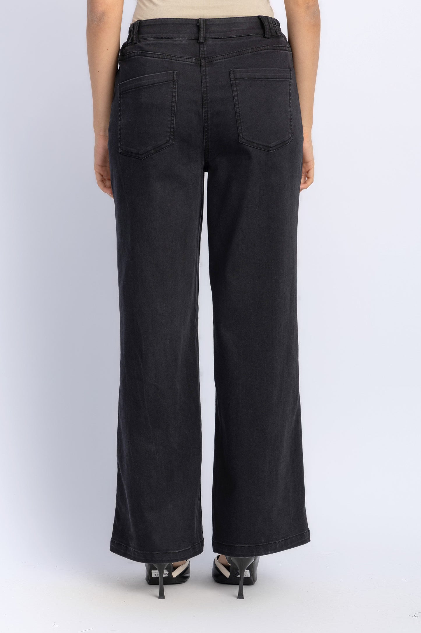 jeans pants