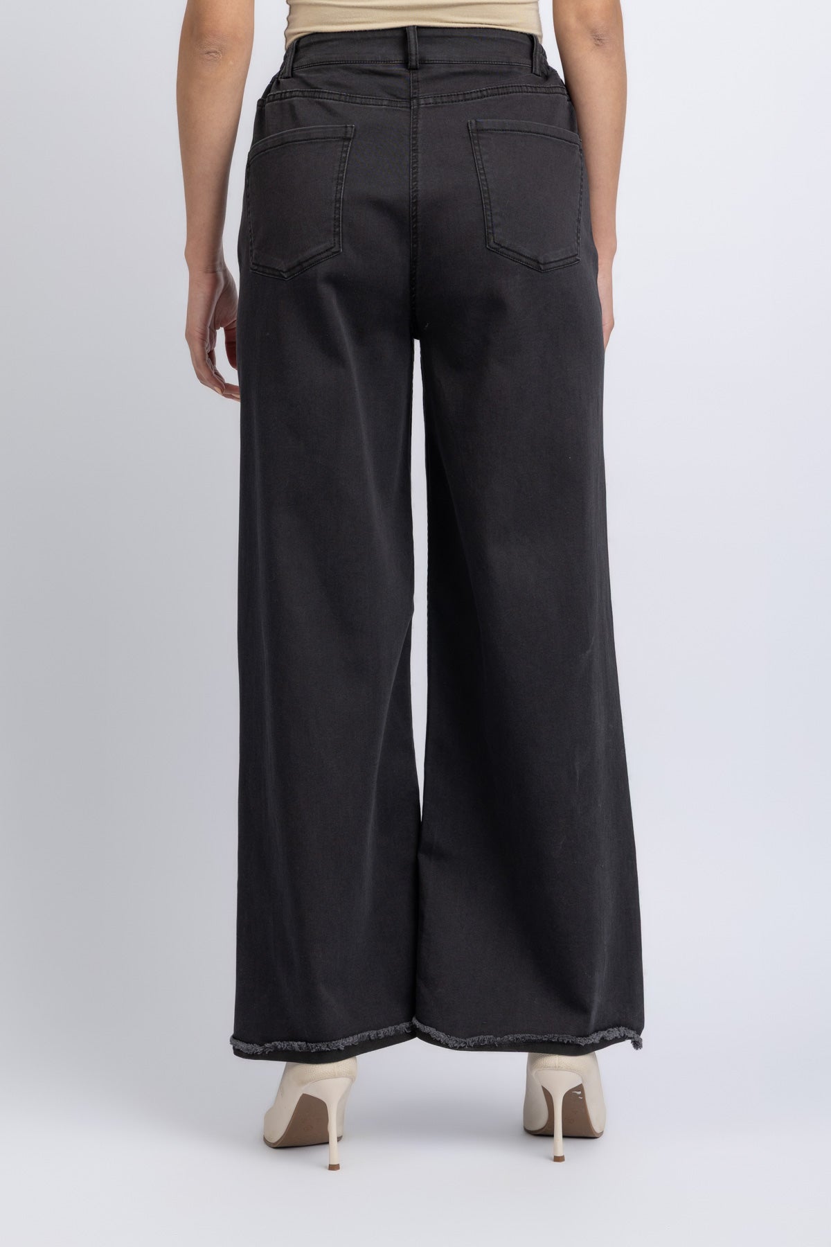 jeans pants