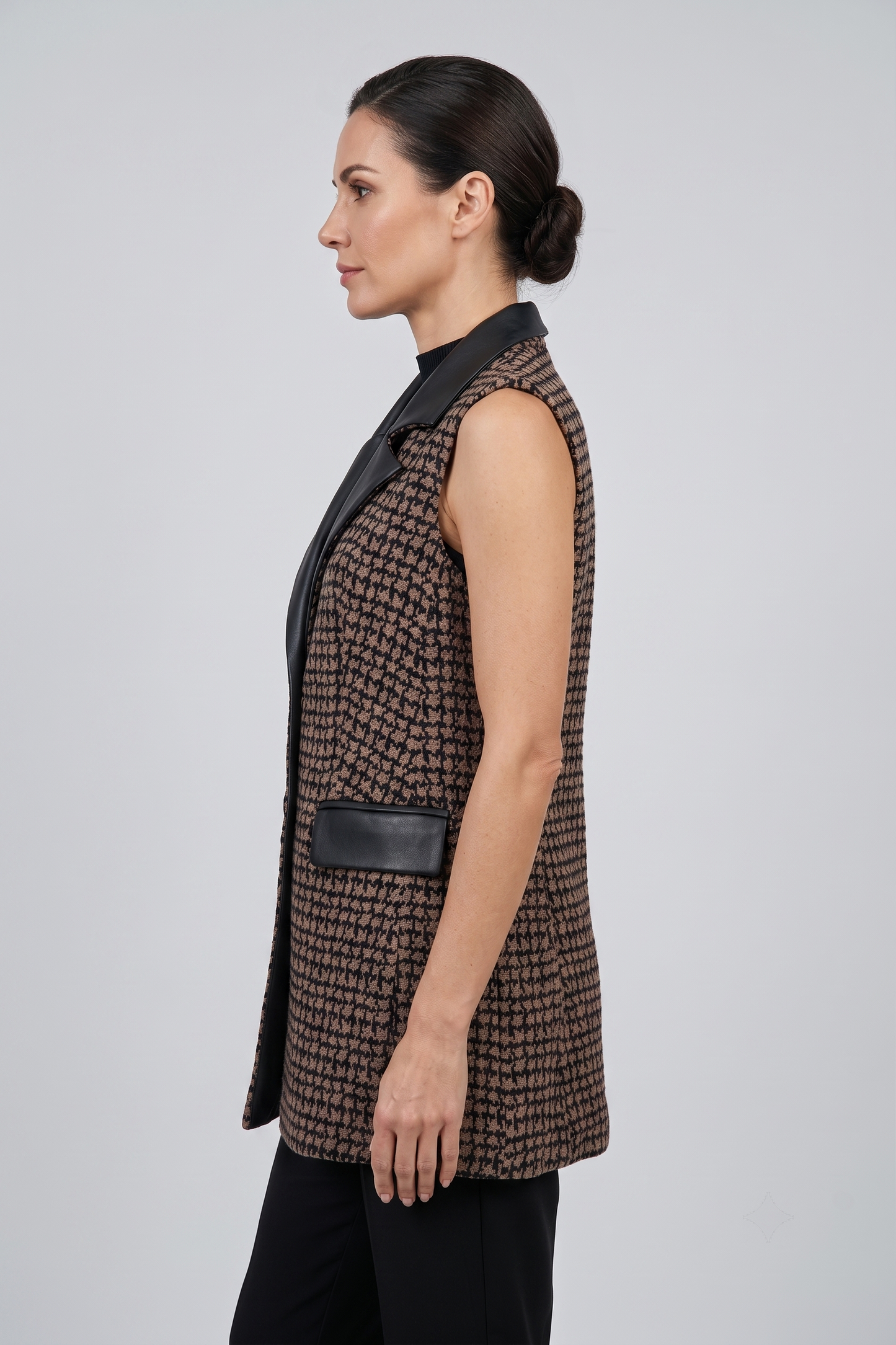 knitwear vest