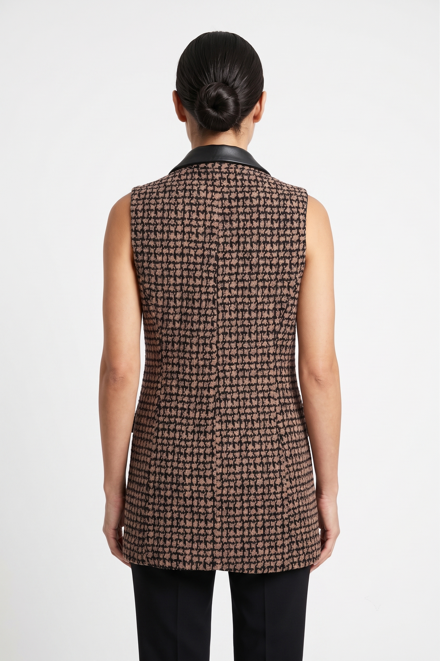 knitwear vest