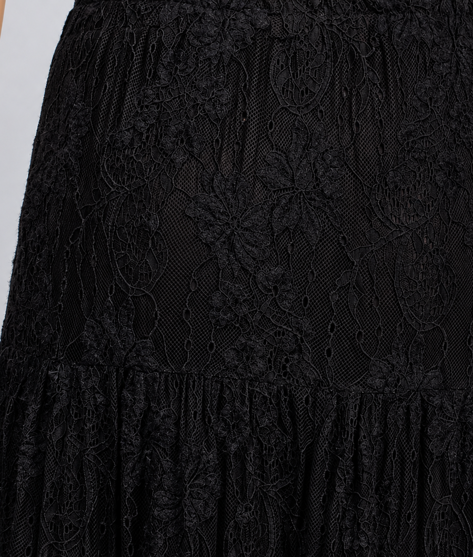lace skirt