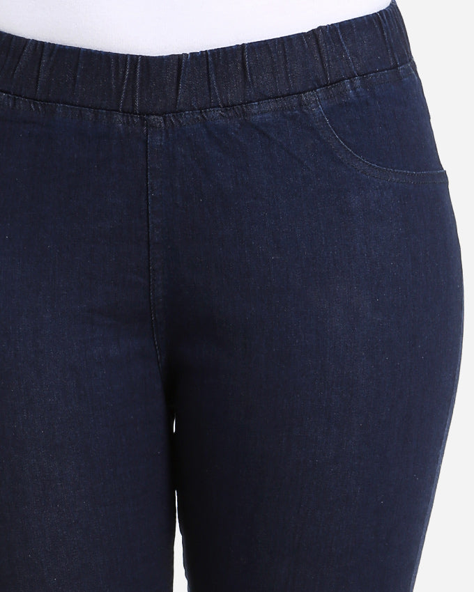 بنطلون جينز مصنوع من القطن الناعم والإيلاستين بخصر مرن لراحة إضافية